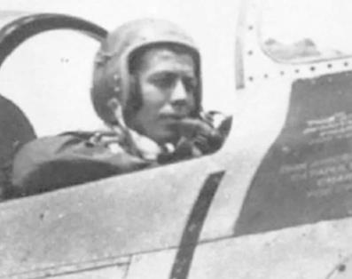 Şehit Pilot Cengiz Topel'in Mezarı